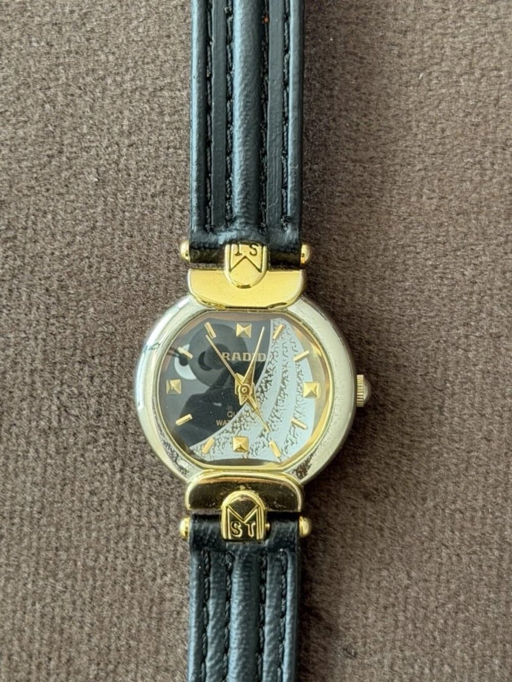 Radid Women's Quartz Analog Watch Gold Tone Case Black Dial Black Leather Strap
